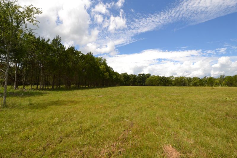 1 Fall Creek Rd, Lebanon, TN 37090
