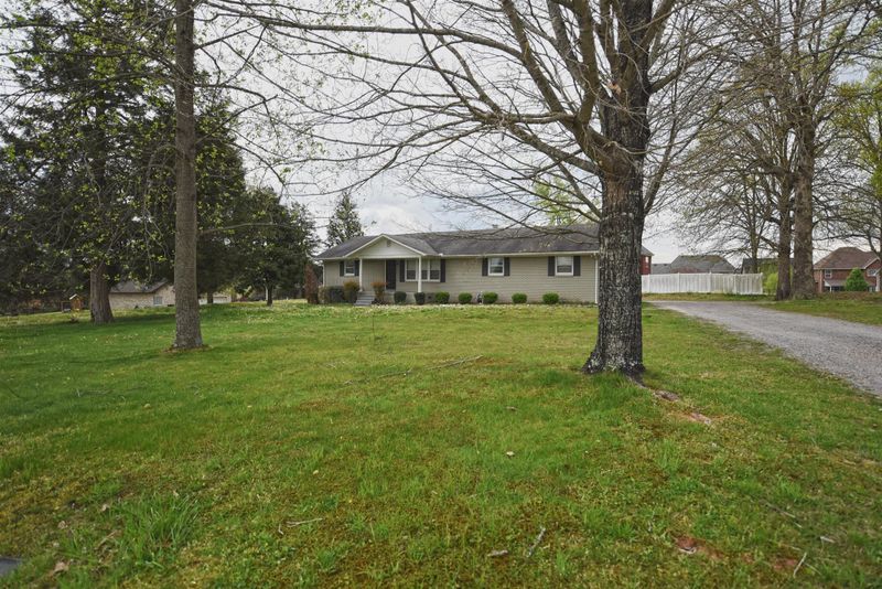 1172 Osborne Ln, Murfreesboro, TN 37129