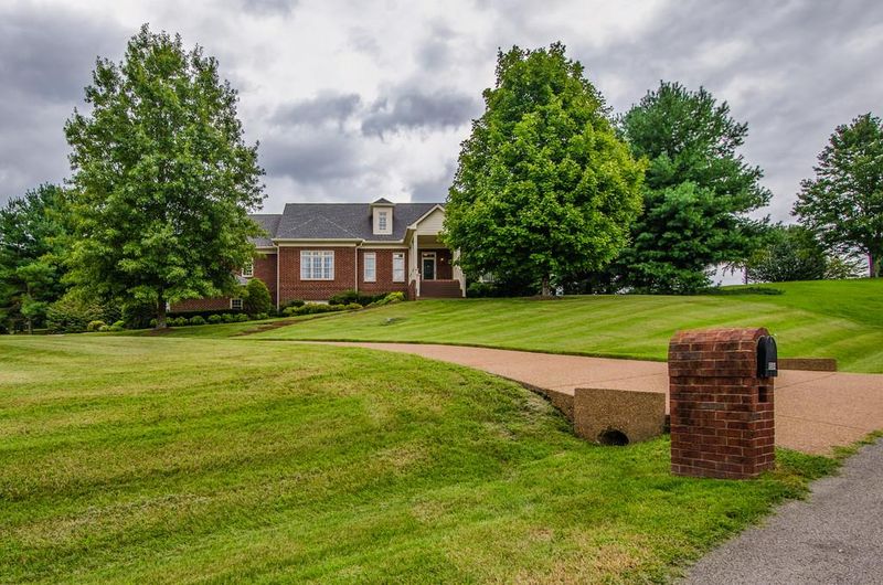 9504 Eastgate Ct, Franklin, TN 37067