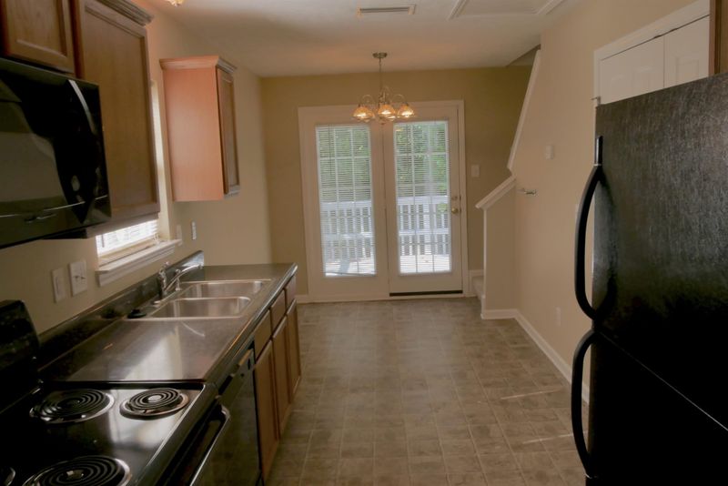 1373 E Nir Shreibman Blvd, La Vergne, TN 37086