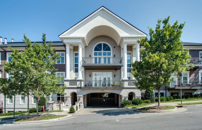 2411 Crestmoor Rd Ph 4, Nashville, TN 37215