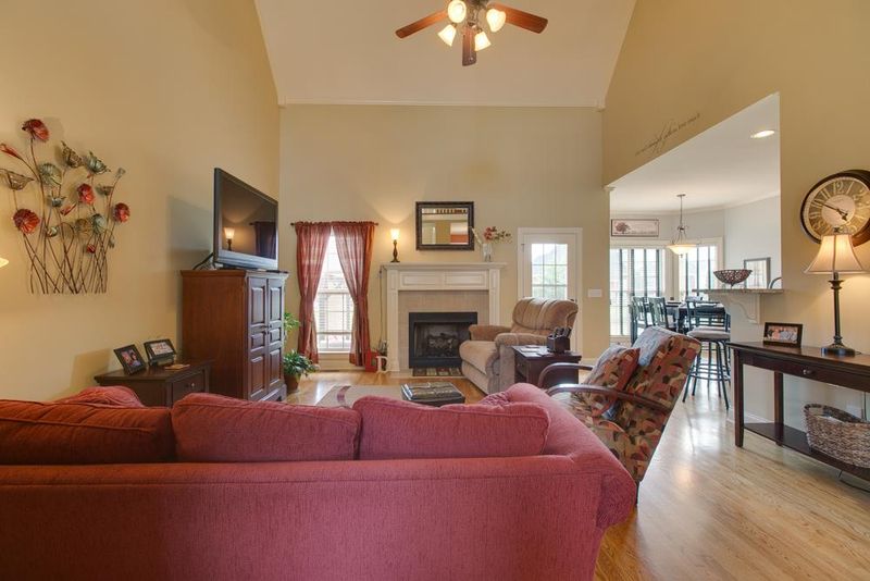 1910 Jose Way, Murfreesboro, TN 37130