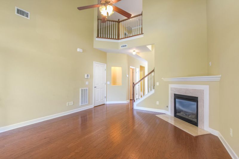 582 Griffin Cir, Hermitage, TN 37076