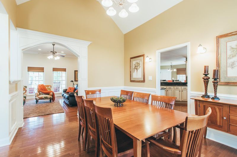 1208 Glover Hills Dr, Springfield, TN 37172