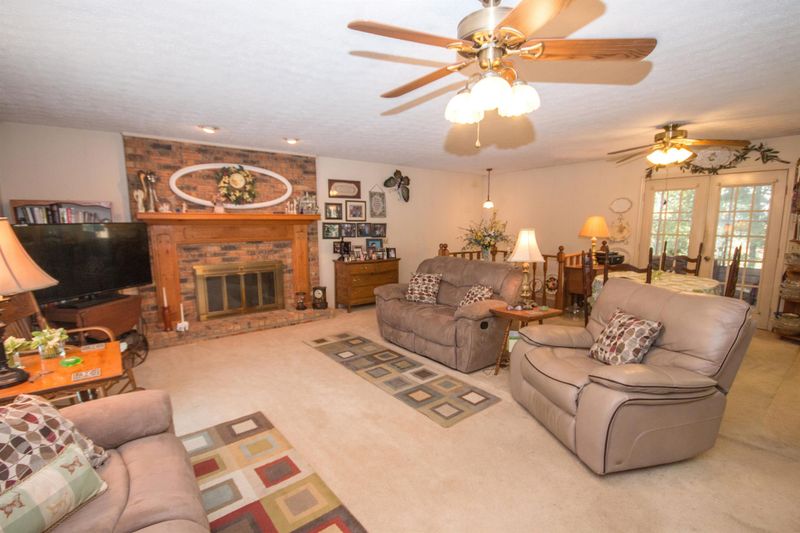 4362 Turnersville Rd, Cedar Hill, TN 37032