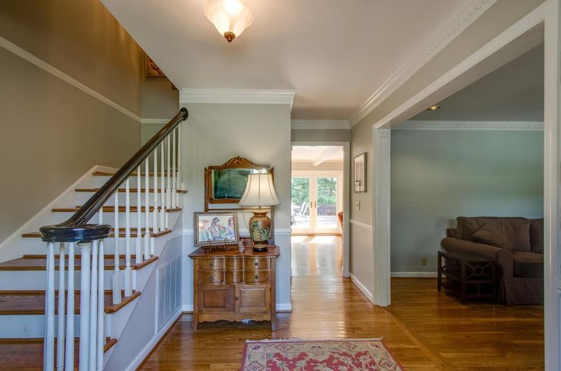 1893 Shamrock Dr, Brentwood, TN 37027