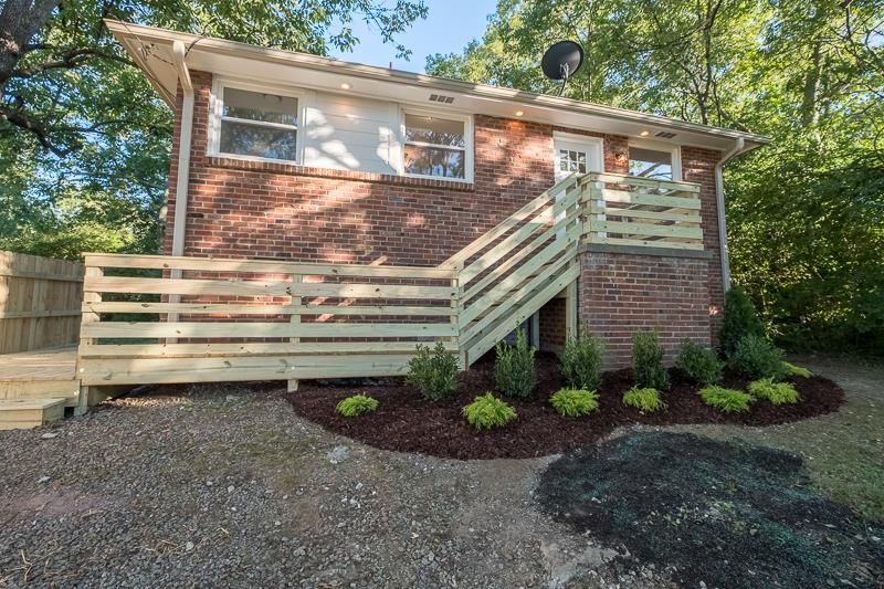 220 E Palestine Ave, Madison, TN 37115