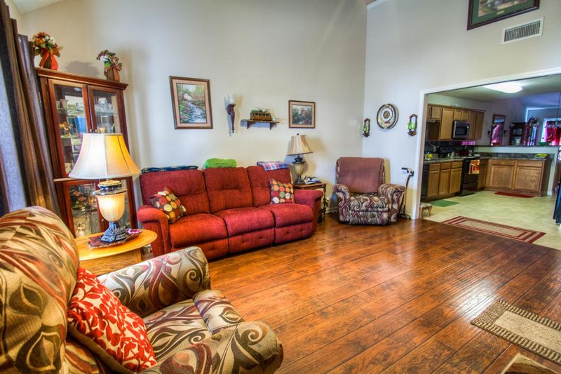877 Sitting Bull Xing, Murfreesboro, TN 37128