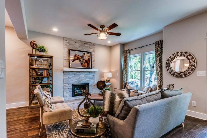 1611 17th Ave N, Nashville, TN 37208