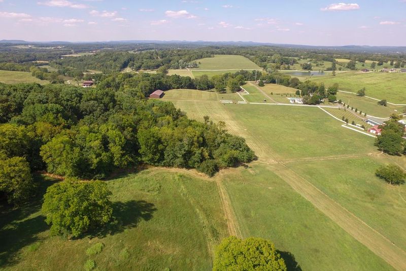 2205 Allison Rd, Eagleville, TN 37060