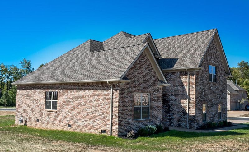 4325 Patrick Henry Dr, La Vergne, TN 37086