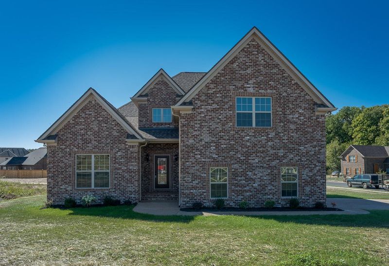4325 Patrick Henry Dr, La Vergne, TN 37086