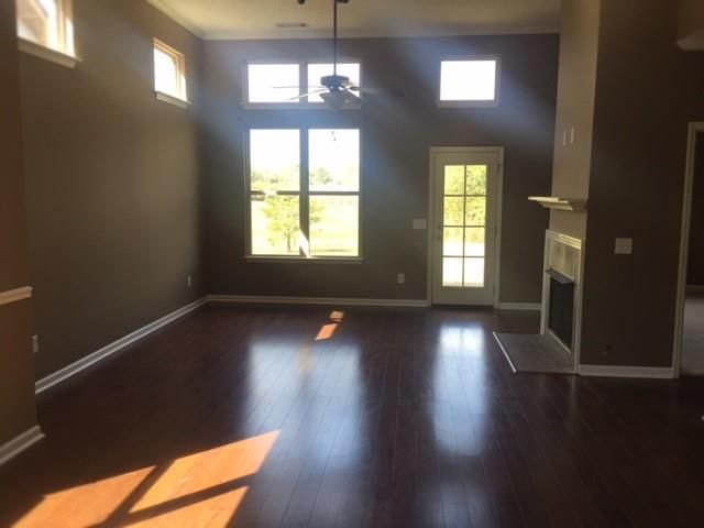 214 Annapolis Bend Dr #214, Hendersonville, TN 37075