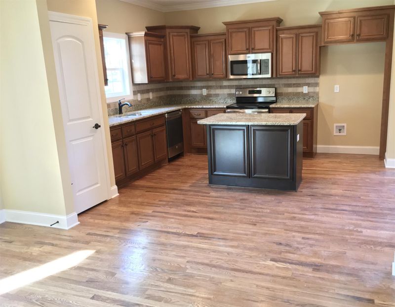926 Cascadeway Dr, Murfreesboro, TN 37129