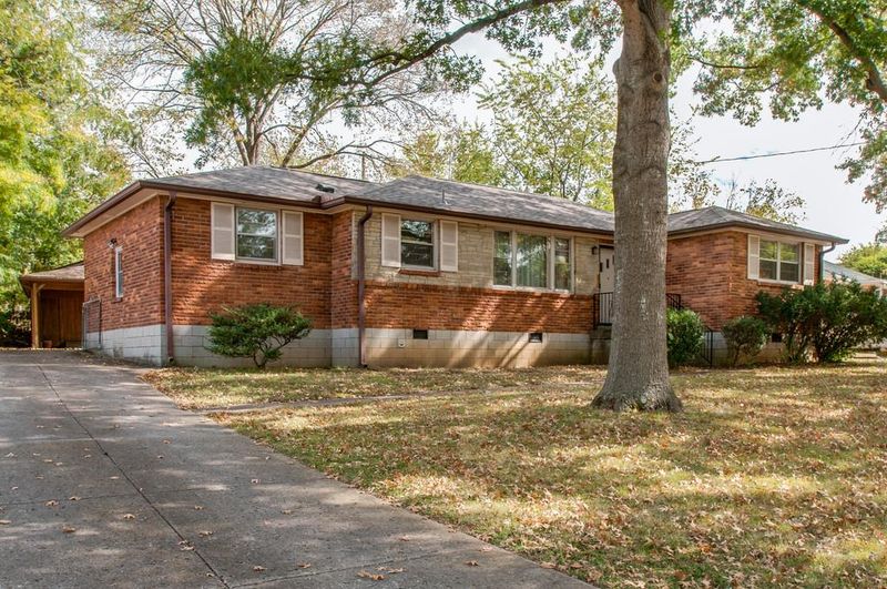 516 Achievement Dr, Nashville, TN 37209