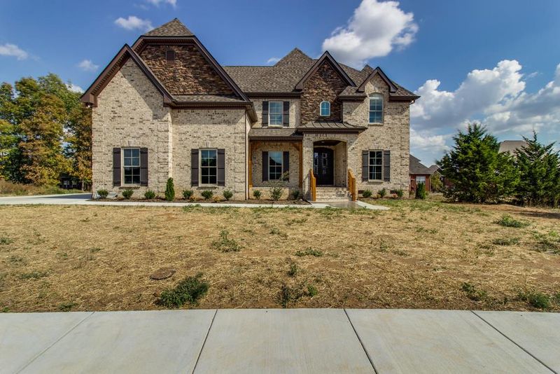 2614 Ritz Ln, Murfreesboro, TN 37130