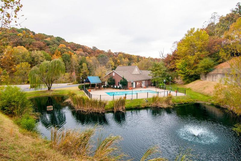 6820 Highway 70 S Unit 303 #303, Nashville, TN 37221