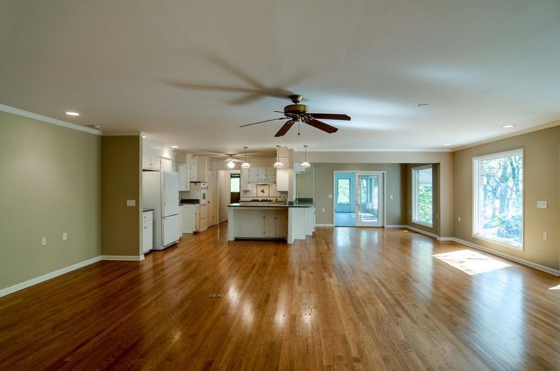 6329 Torrington Rd, Nashville, TN 37205