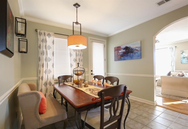 1417 Stokesly Dr, Murfreesboro, TN 37128