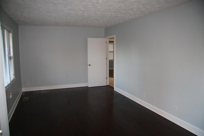 803 Hart St, Gallatin, TN 37066