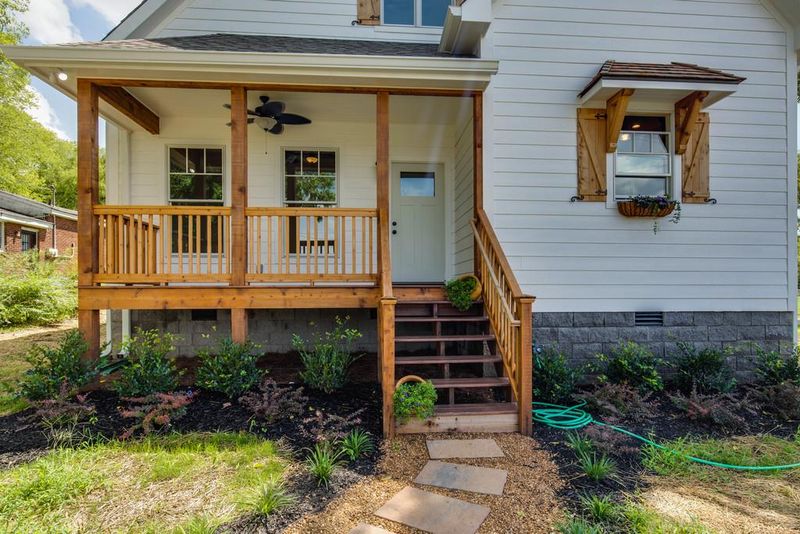 2351 Herman St, Nashville, TN 37208