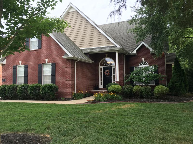 4641 Smitty Dr, Murfreesboro, TN 37128