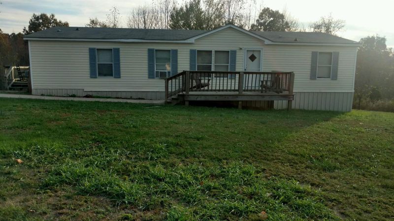 1390 Reese Rd, Bethpage, TN 37022