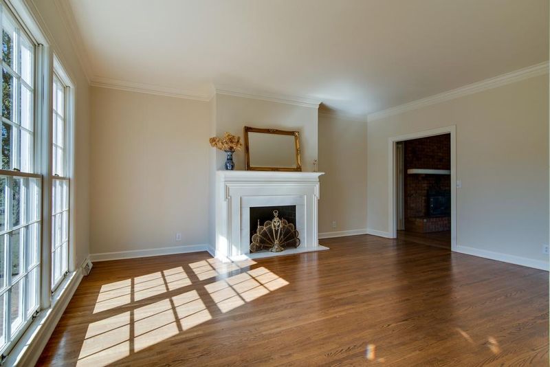 1215 S Harpeth Rd, Kingston Springs, TN 37082
