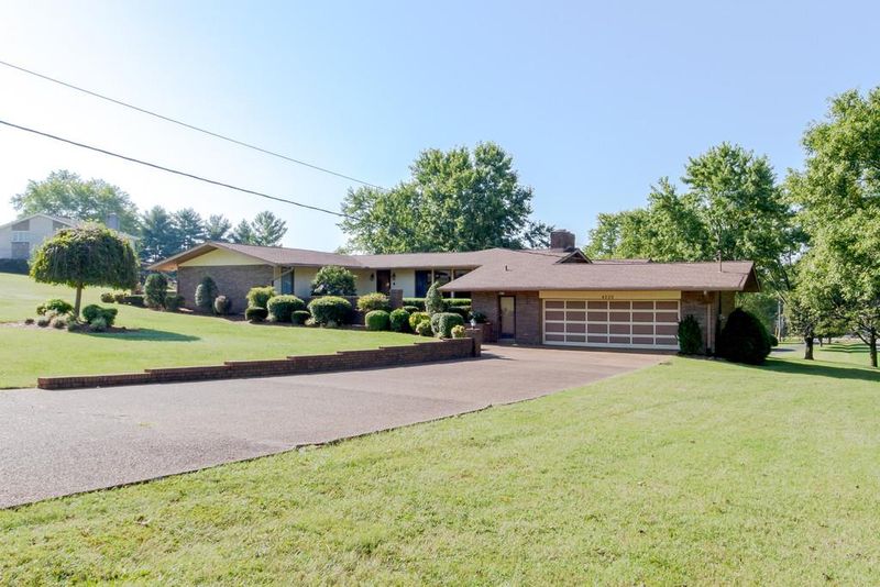 4220 Cecil Ct S, Nashville, TN 37207