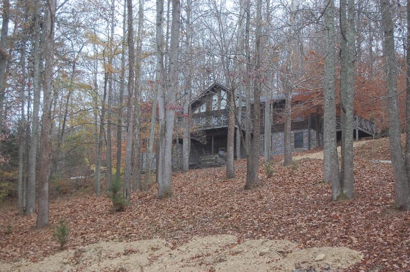 8765 Griffith Rd, Nashville, TN 37221