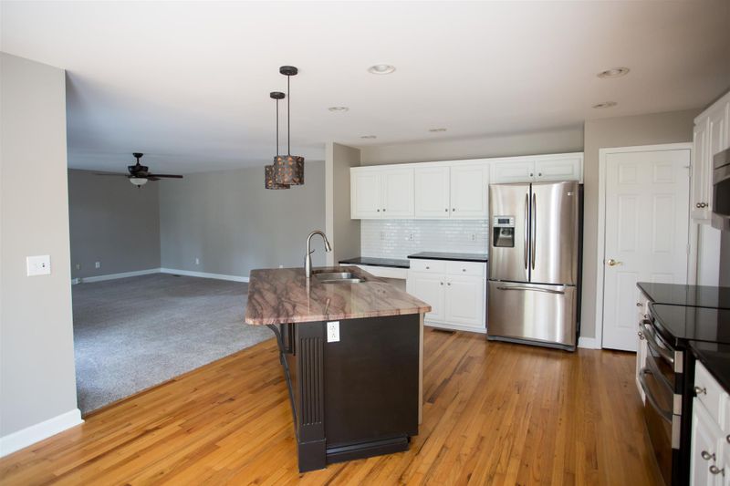 5209 Starwind Pt, Hermitage, TN 37076