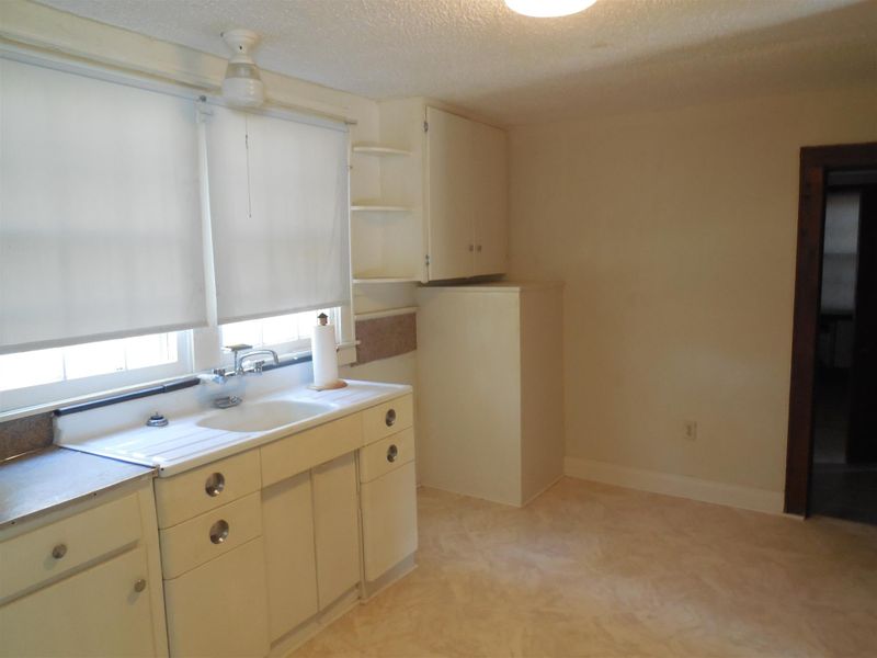 808 N Water Ave, Gallatin, TN 37066