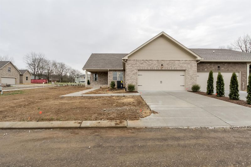 136C Odie Ray St, Gallatin, TN 37066