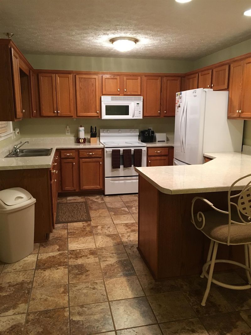 533 Beech Log Rd, Watertown, TN 37184