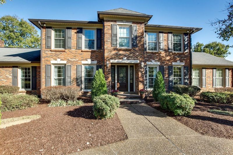 1318 Knox Valley Dr, Brentwood, TN 37027