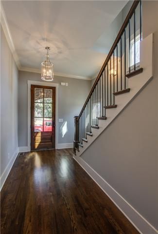 1925B Warfield Dr, Nashville, TN 37215