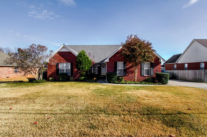 1601 Dodd Trl, Murfreesboro, TN 37128