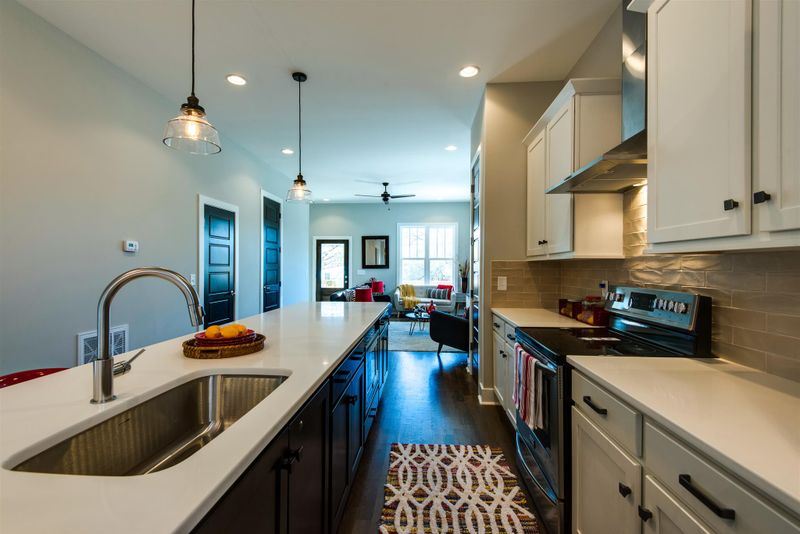2503A Inga St, Nashville, TN 37206