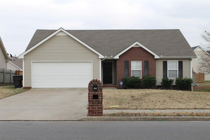 1335 Saint Andrews Dr, Murfreesboro, TN 37128