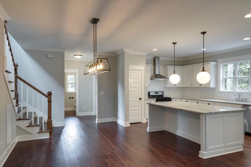 2435 Chapman, Nashville, TN 37206