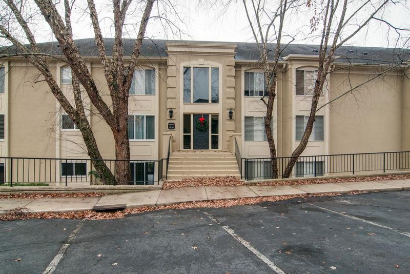 4487 Post Pl Apt 43 #43, Nashville, TN 37205