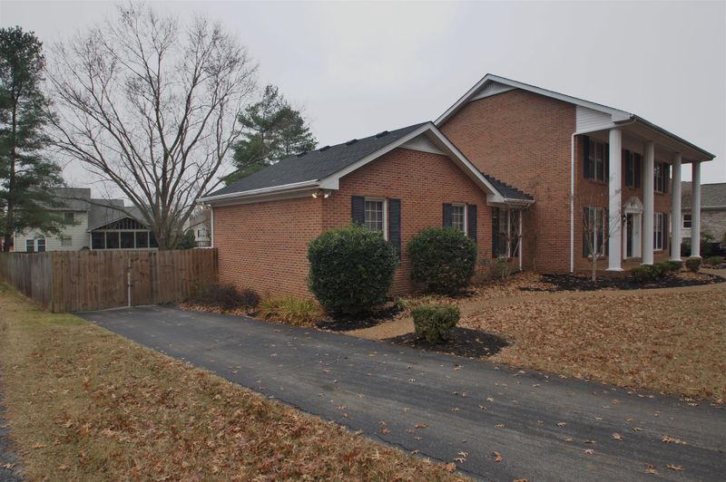 5008 Langford Ps, Old Hickory, TN 37138