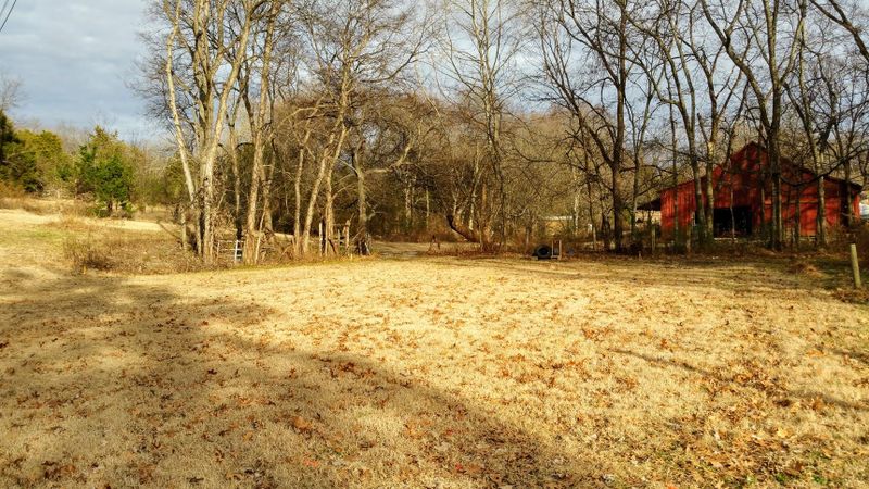 1220 N Greenhill Rd, Mount Juliet, TN 37122