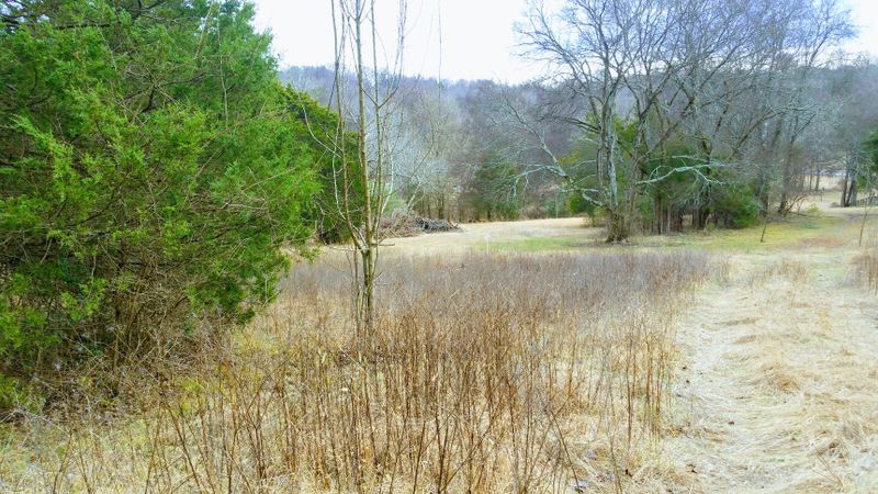 1220 N Greenhill Rd, Mount Juliet, TN 37122