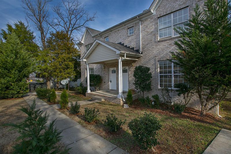 3320 Jansing Dr, Nashville, TN 37211