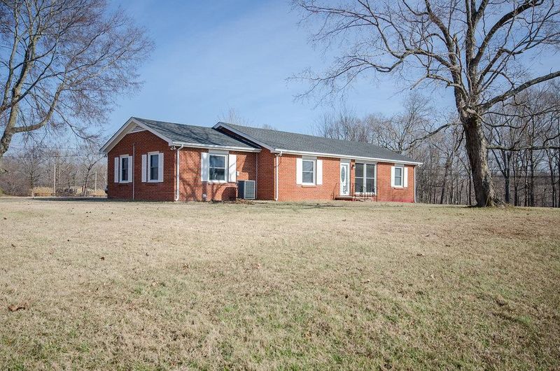 511 Ed Harris Rd, Ashland City, TN 37015
