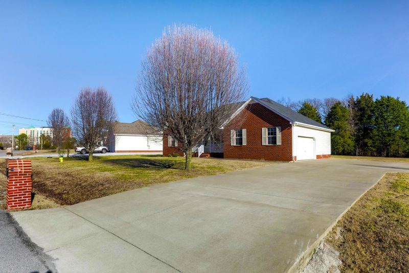 111 Wickham Ct, Murfreesboro, TN 37129