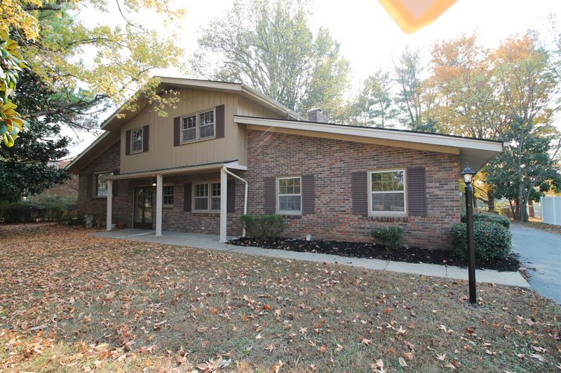 226 Ridgecrest Dr, Murfreesboro, TN 37130