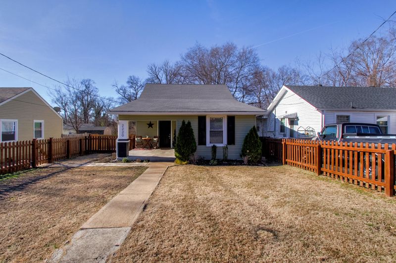 2220 Scott Ave, Nashville, TN 37206