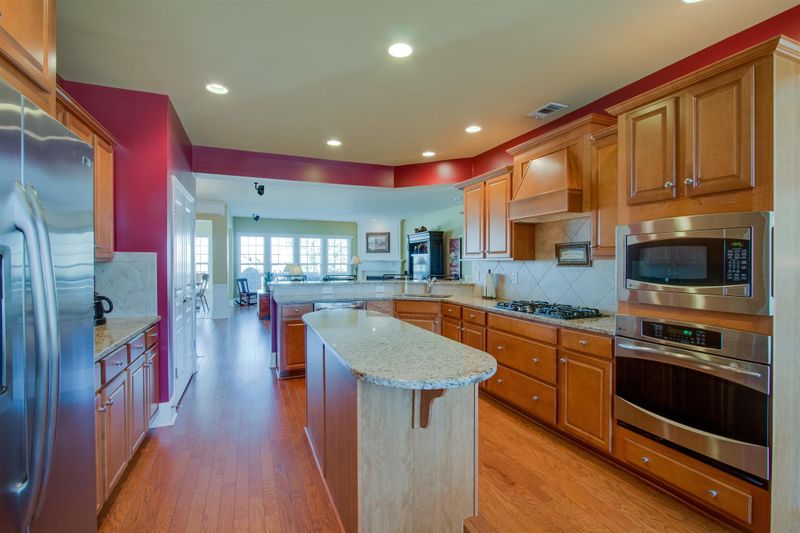 415 Battle Flag Ln, Mount Juliet, TN 37122